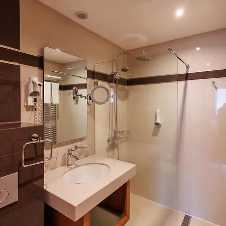 Ruskovets Thermal & 아파트호텔 4*