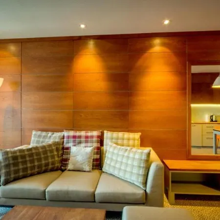 Ruskovets Thermal & Apart Otel 4*