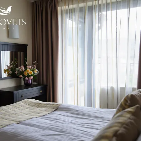 Ruskovets Thermal & アパートホテル