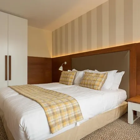 Apart Otel Ruskovets Thermal & 4*
